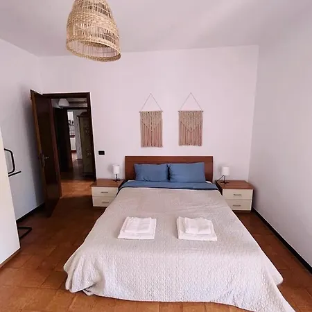 Apartment Al Lago, *